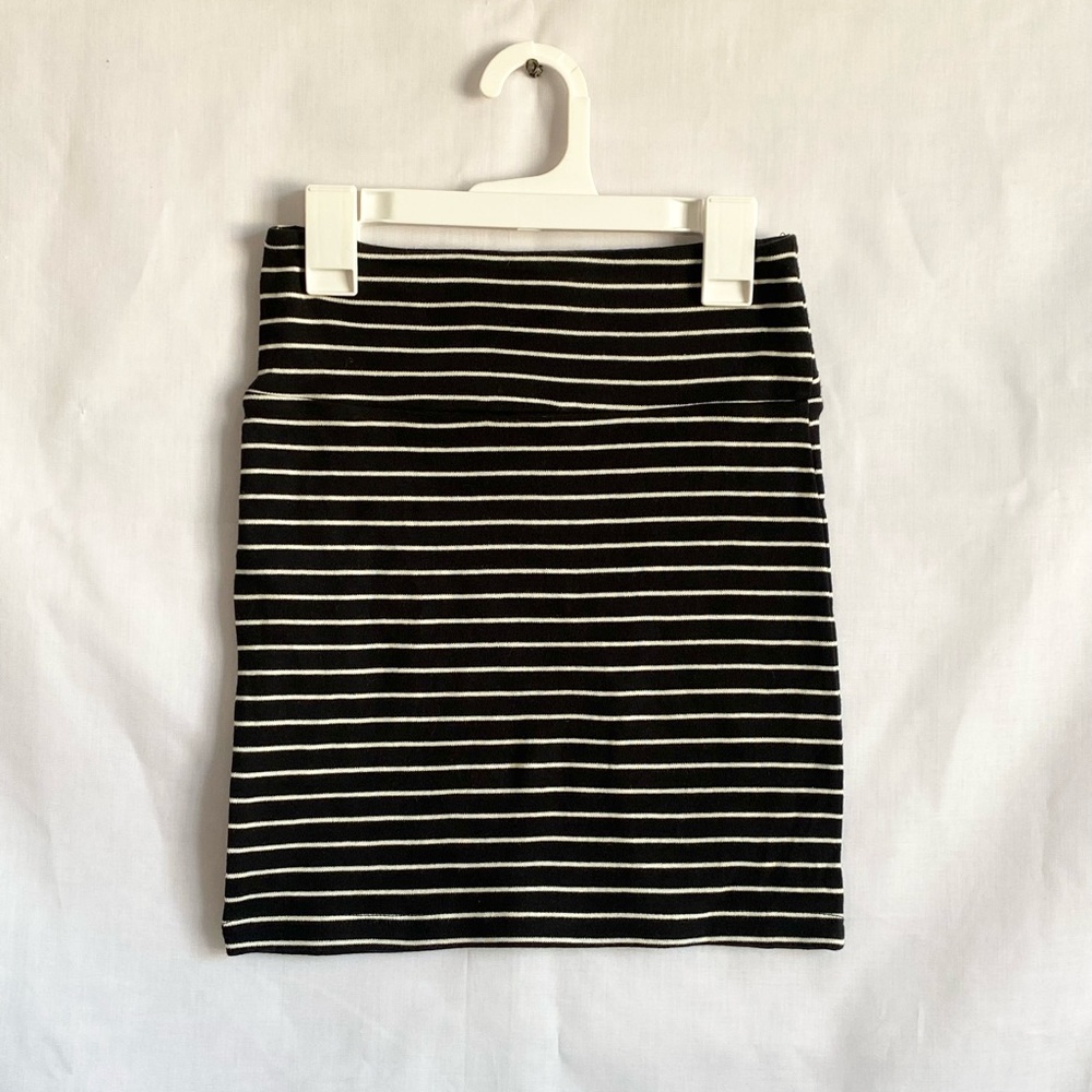 Forever 21 mini skirt